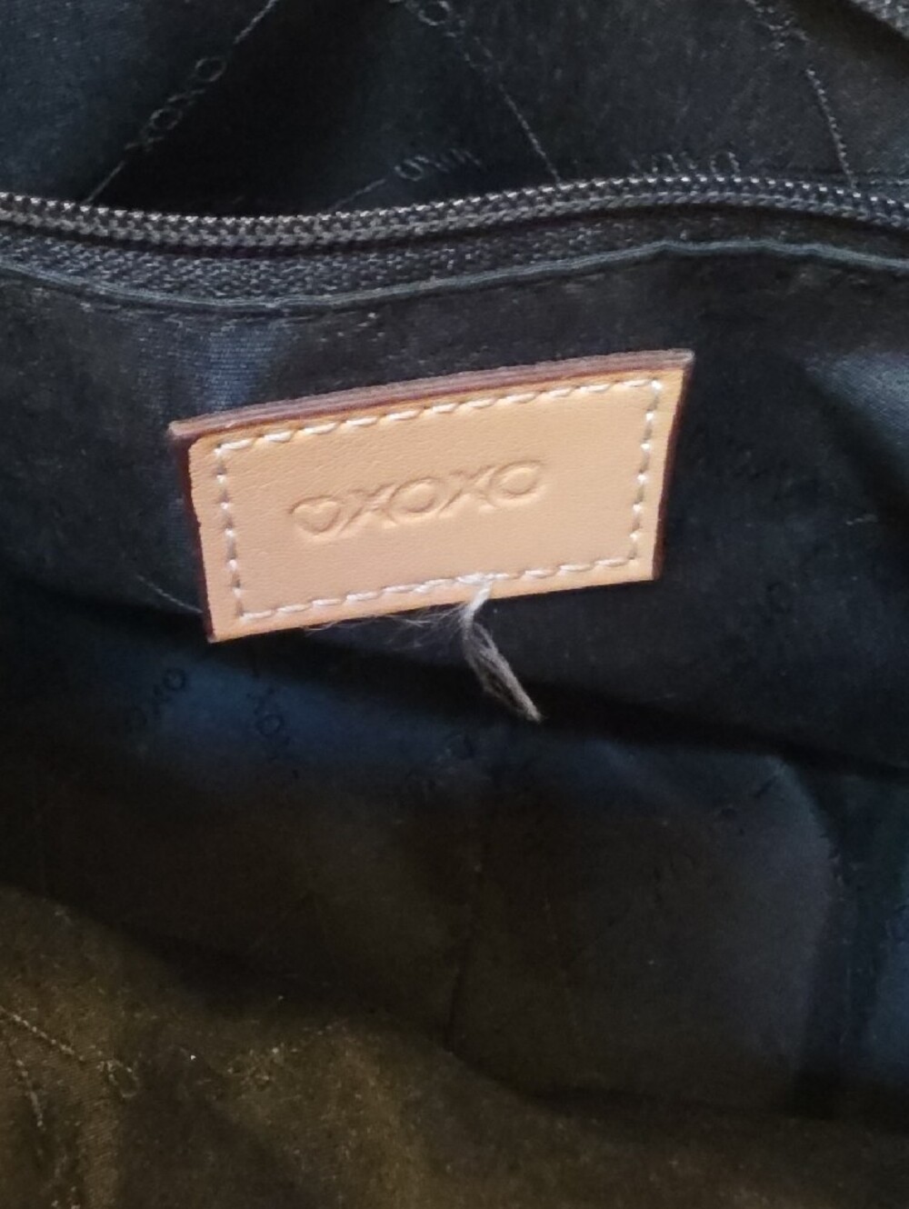 12x6x5" XOXO BRAND, Cherry Print Black & Tan Shoulder Bag W CHAIN ACCENT - Picture 2 of 8